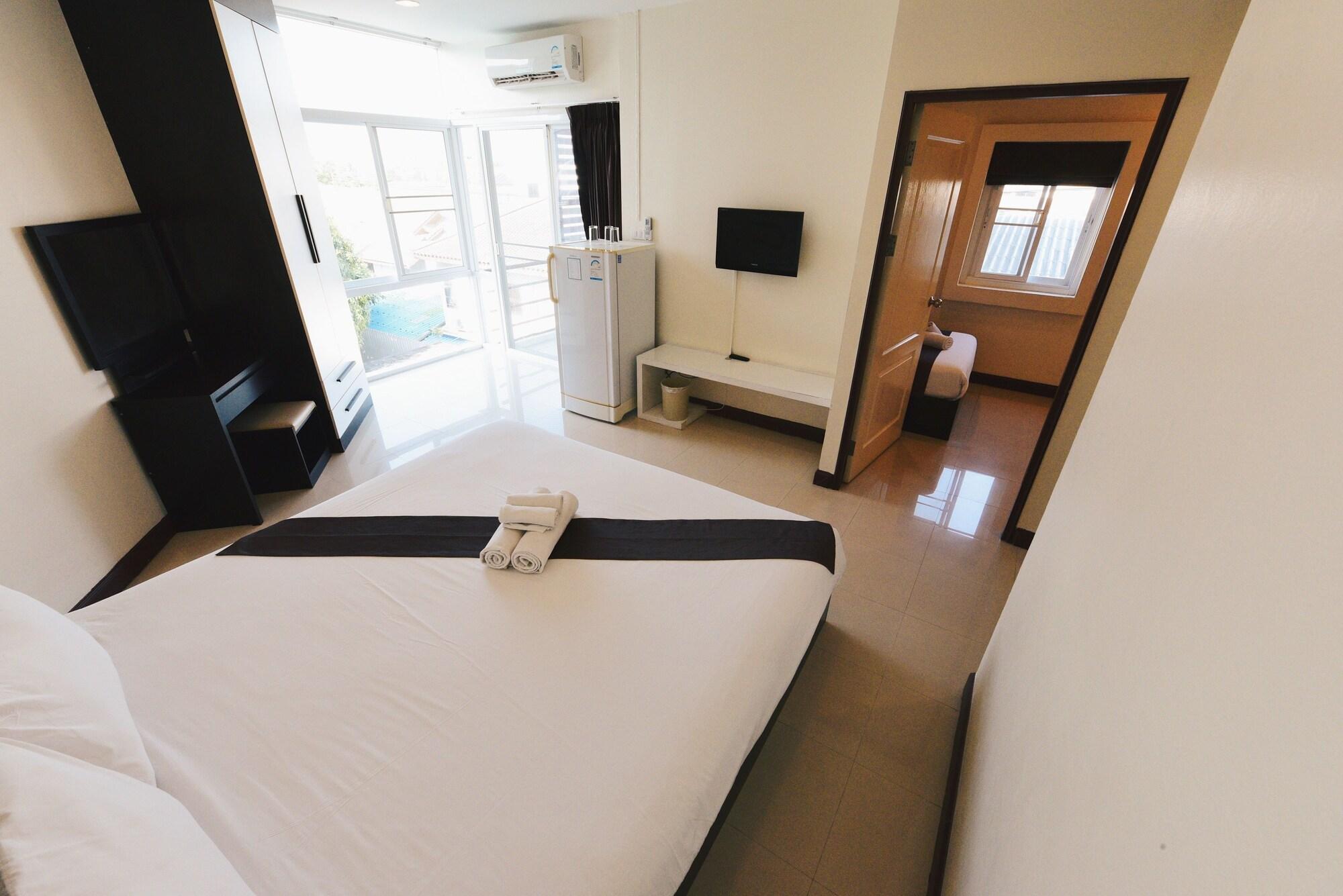 กลอรี่ เพลส Hotel หัวหิน ภายนอก รูปภาพ